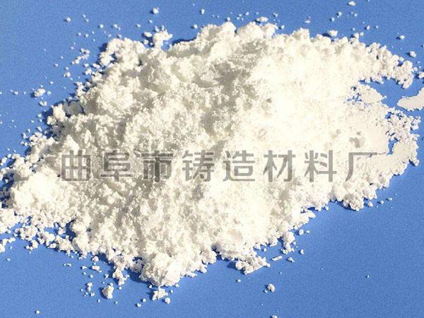 由于空气里有一定的水气，模样在烘干后要放置在湿度较小的地方，防止吸潮